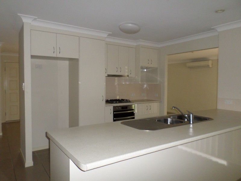 Flinders View QLD 4305