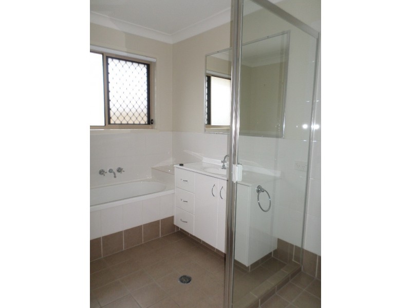 Flinders View QLD 4305