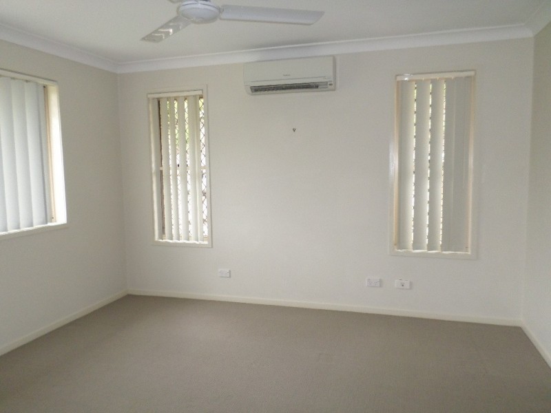 Flinders View QLD 4305