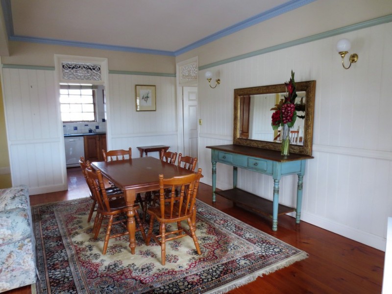 25 York Parade, Spring Hill QLD 4000