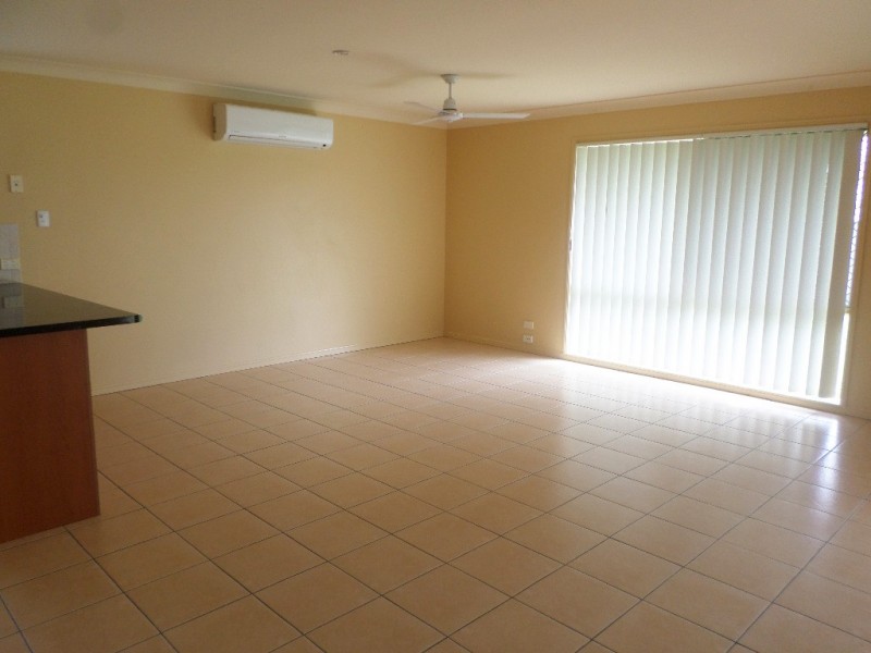 Pacific Pines QLD 4211