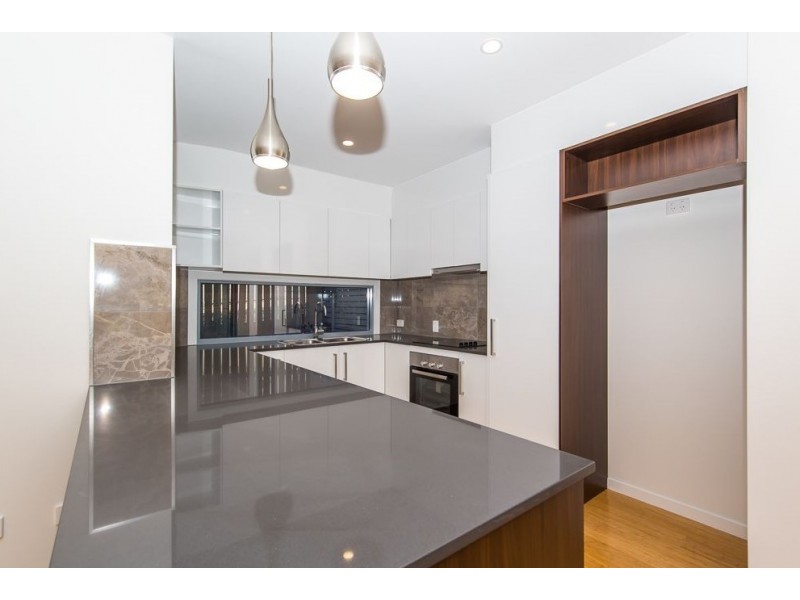 2/34 Fleming Rd, Herston QLD 4006