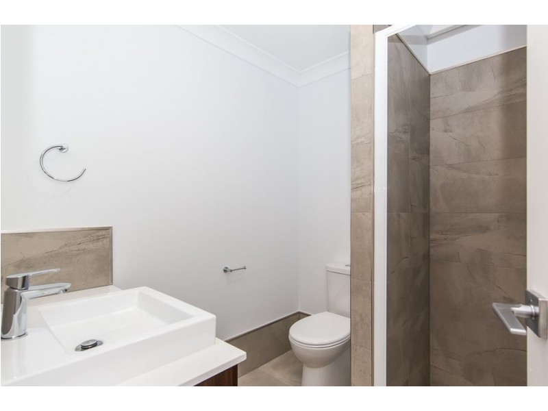 2/34 Fleming Rd, Herston QLD 4006