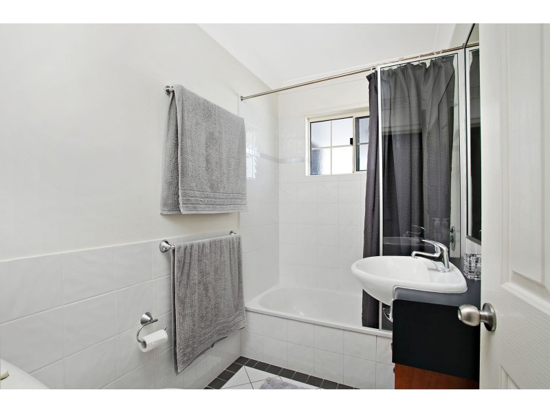 2/49-55 Clifford St, Stafford QLD 4053