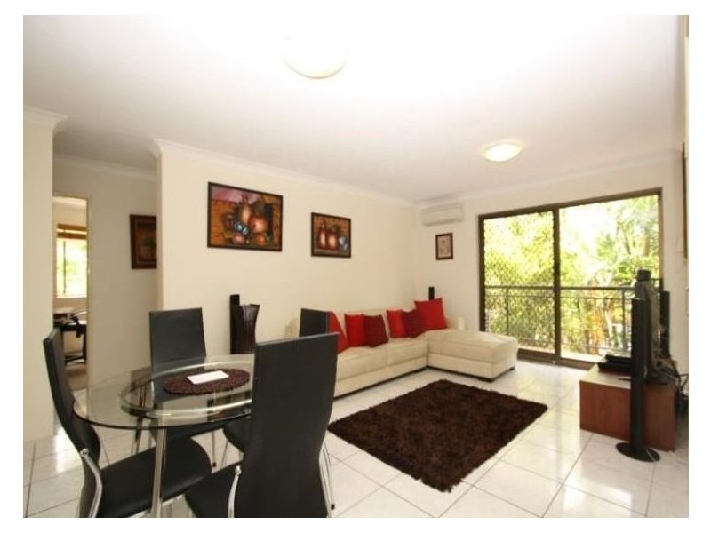 2/25 Scott Rd, Herston QLD 4006