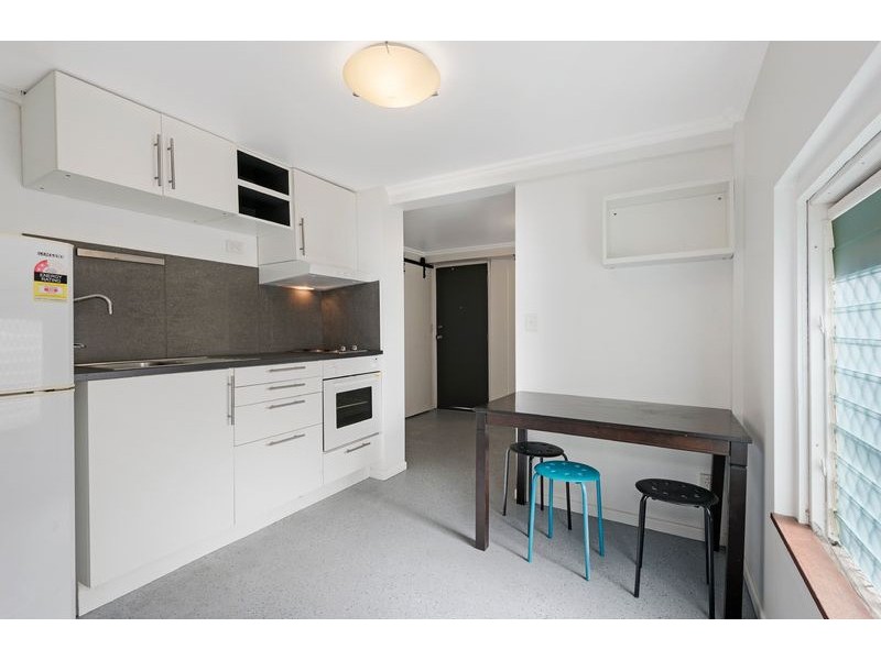 236 Lutwyche Road, Windsor QLD 4030