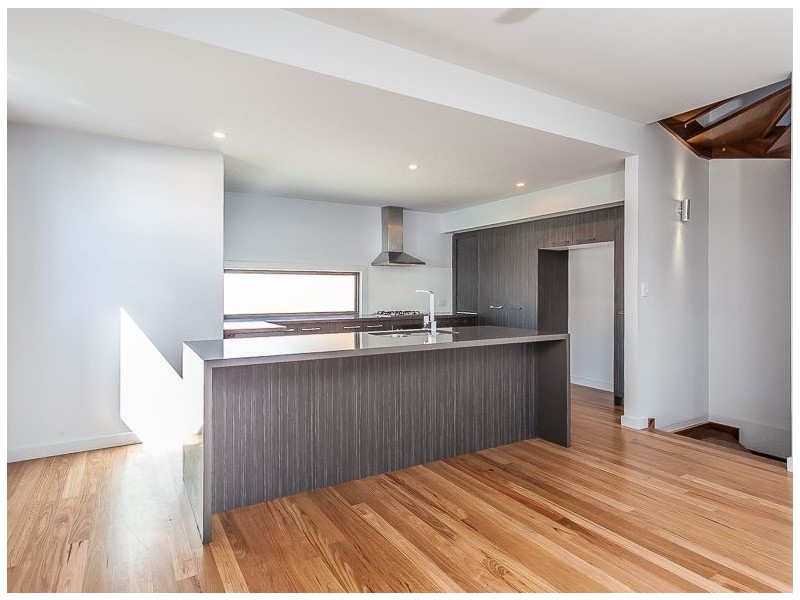 1B Epacras St, Windsor QLD 4030