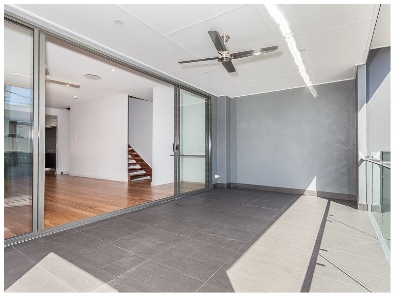 1B Epacras St, Windsor QLD 4030