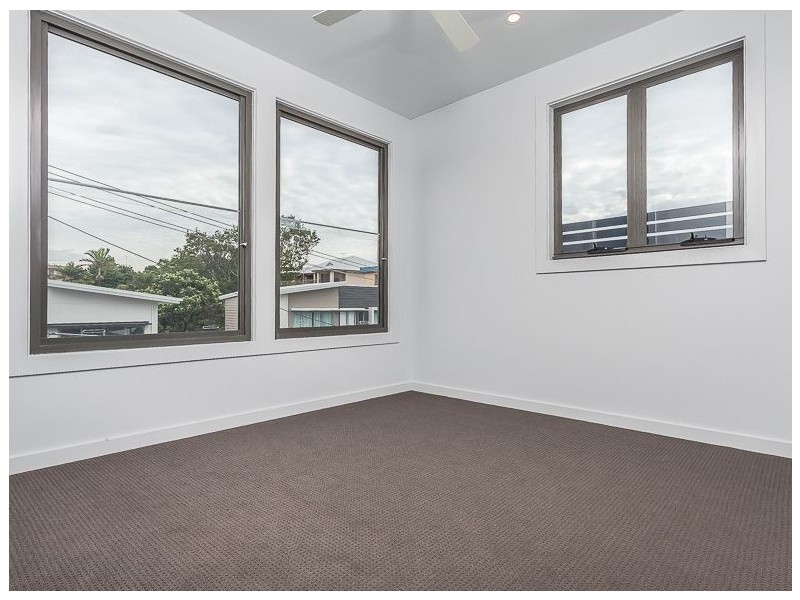 1B Epacras St, Windsor QLD 4030