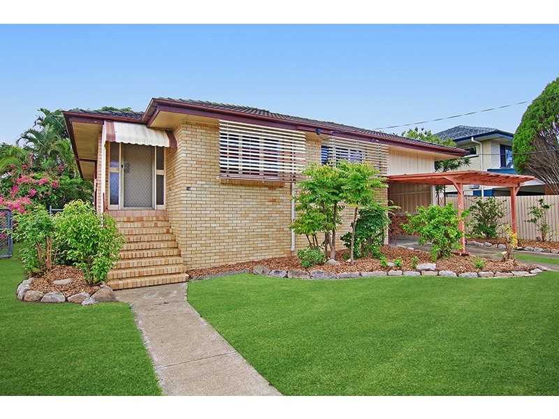 14 Myron Street, Chermside QLD 4032
