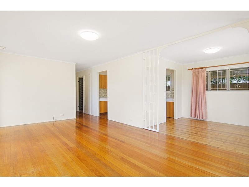 14 Myron Street, Chermside QLD 4032