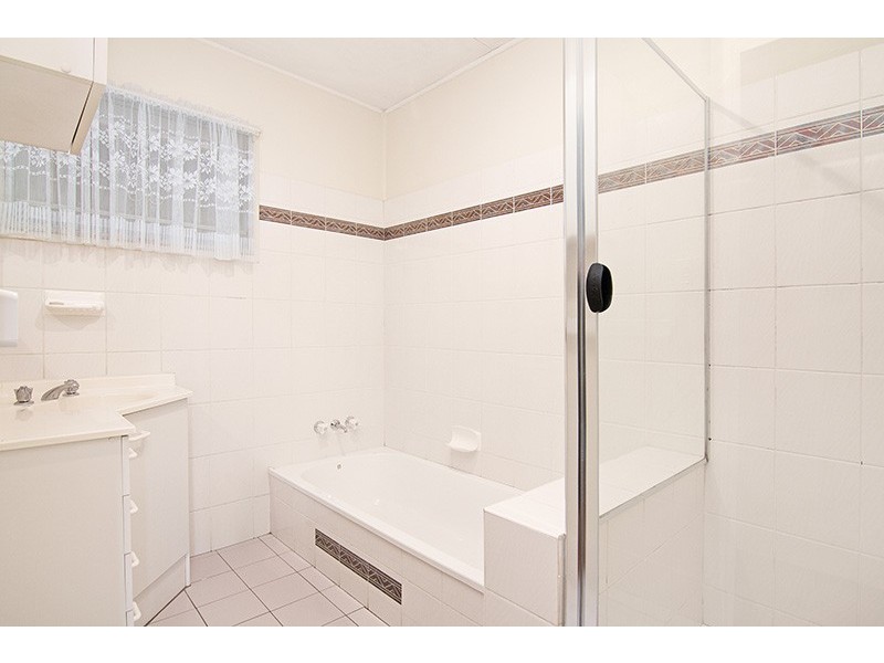 14 Myron Street, Chermside QLD 4032