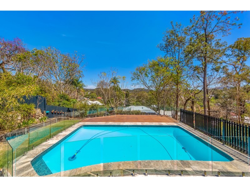 12 Fairseat Street, Bardon QLD 4065