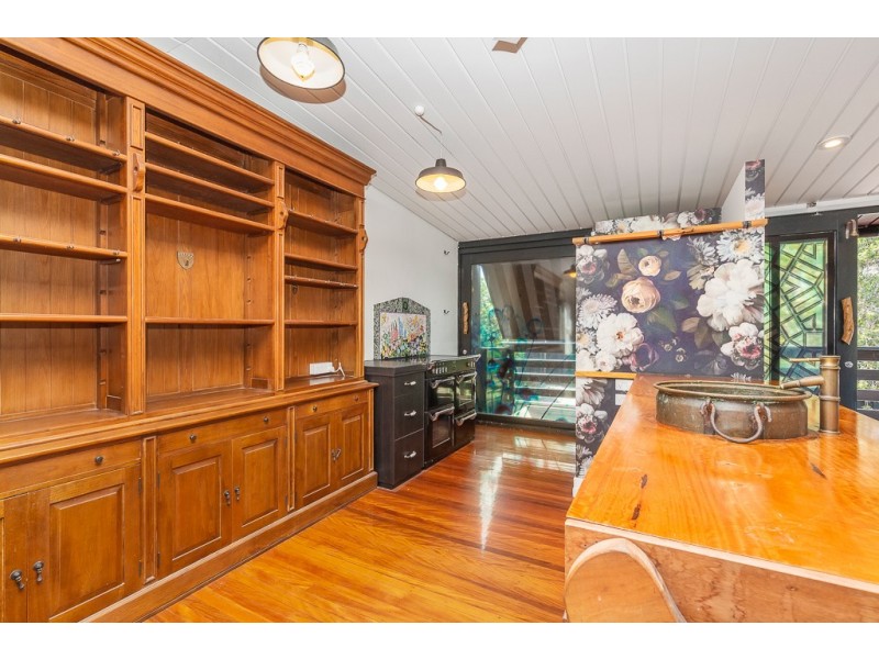 12 Fairseat Street, Bardon QLD 4065