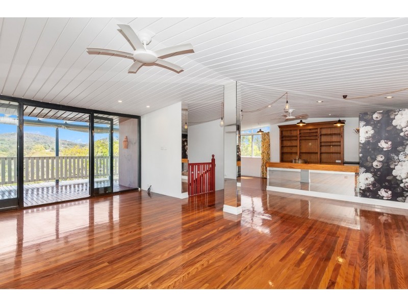 12 Fairseat Street, Bardon QLD 4065