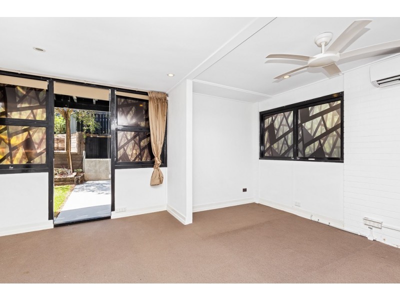 12 Fairseat Street, Bardon QLD 4065