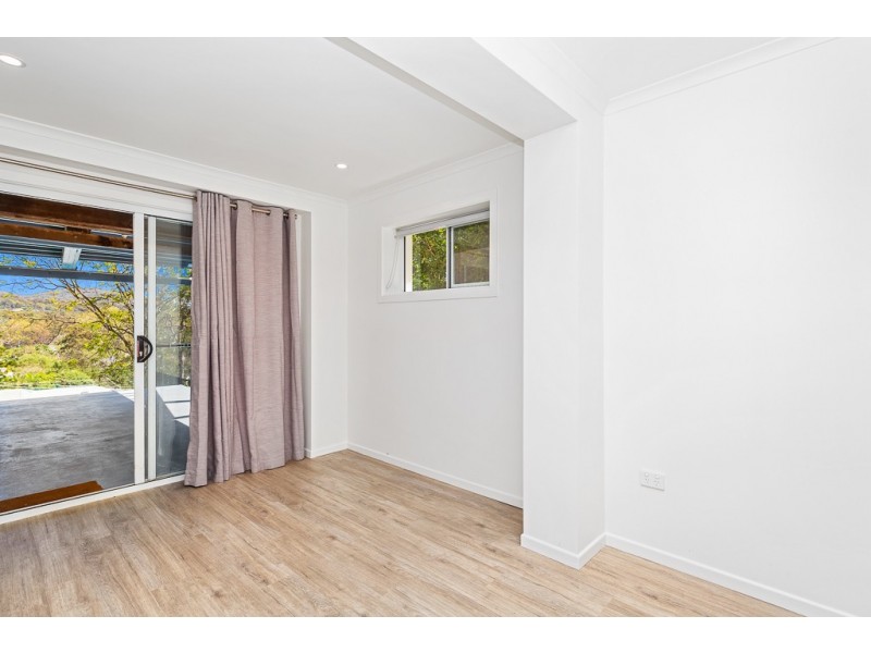 12 Fairseat Street, Bardon QLD 4065