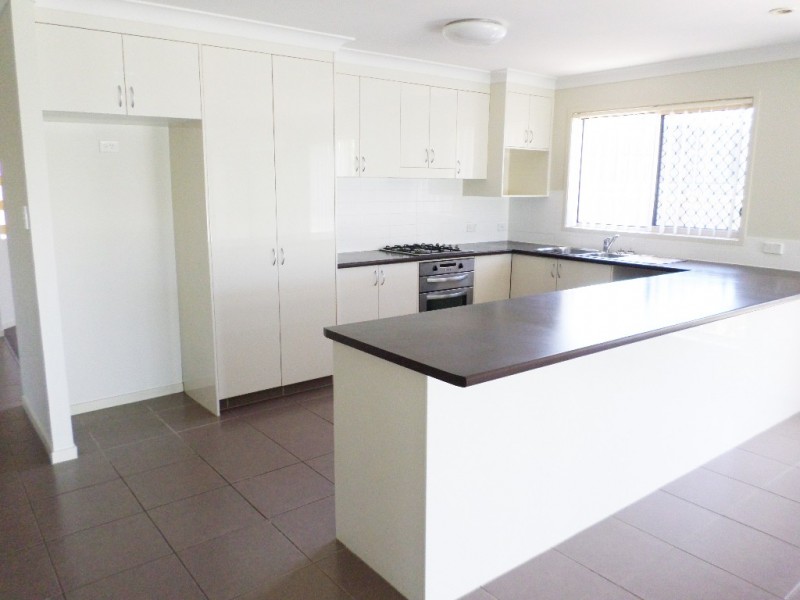 Flinders View QLD 4305