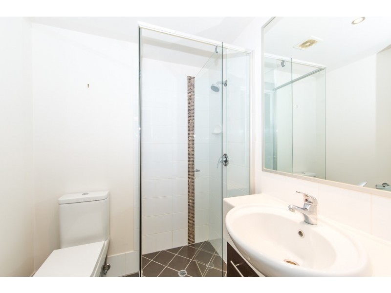 15/110 Commercial Road, Teneriffe QLD 4005