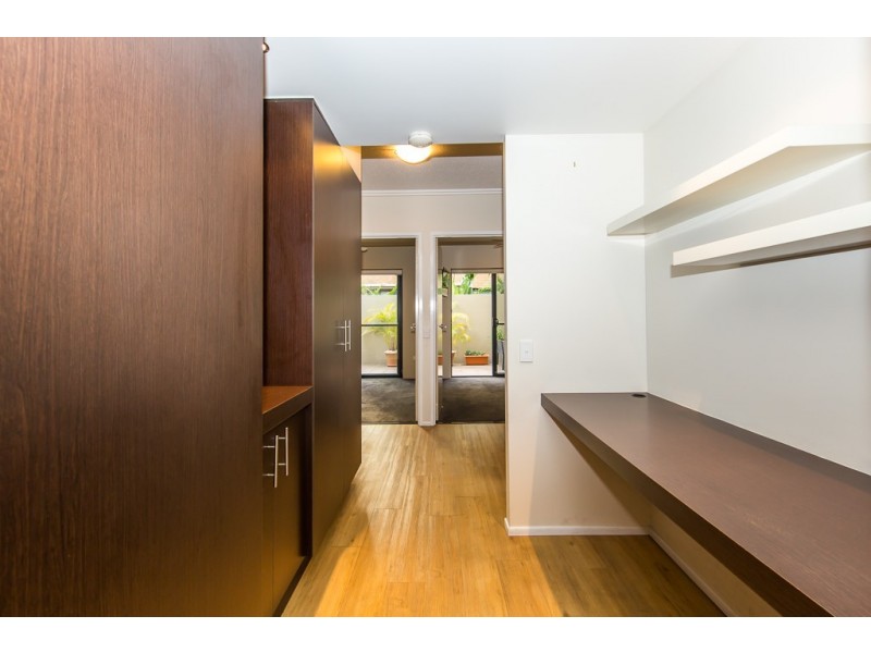 15/110 Commercial Road, Teneriffe QLD 4005