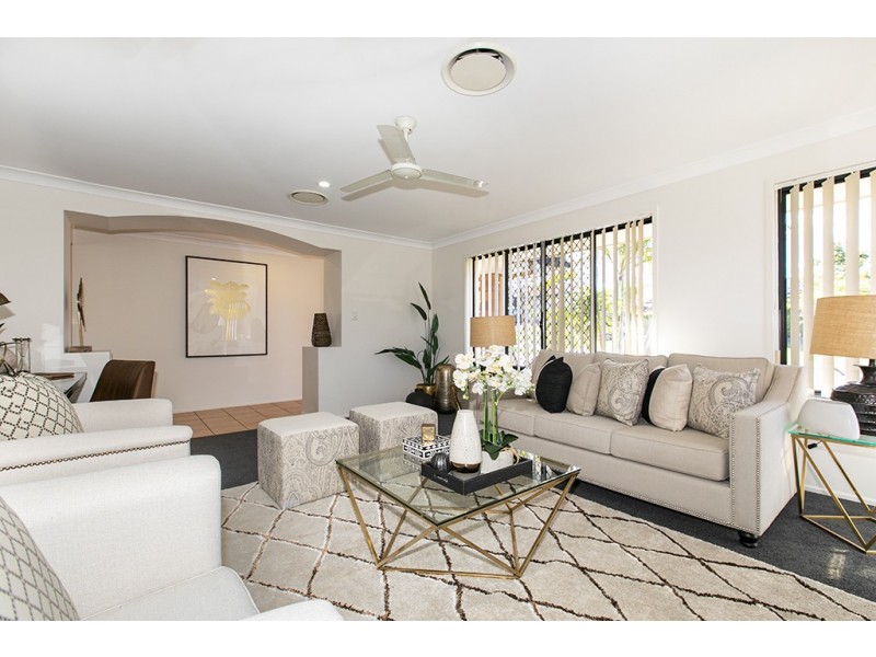 206 Kirralee Crescent, Upper Kedron QLD 4055