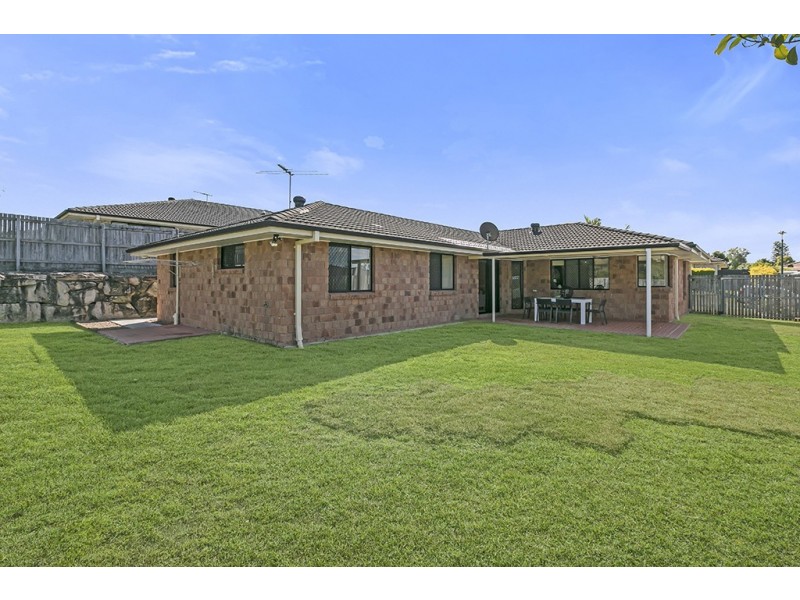 206 Kirralee Crescent, Upper Kedron QLD 4055