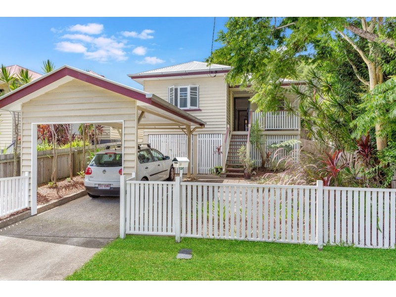 11 Vale Street, Wavell Heights QLD 4012