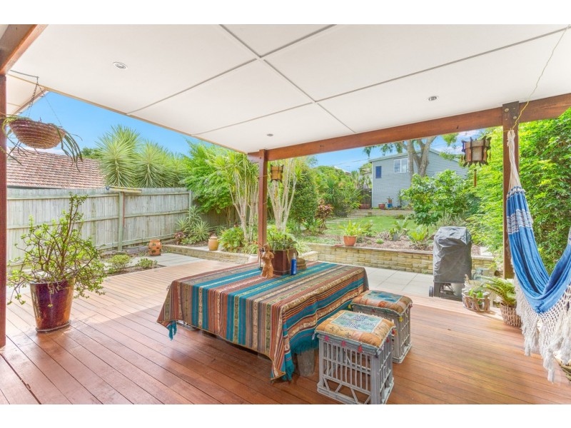 11 Vale Street, Wavell Heights QLD 4012