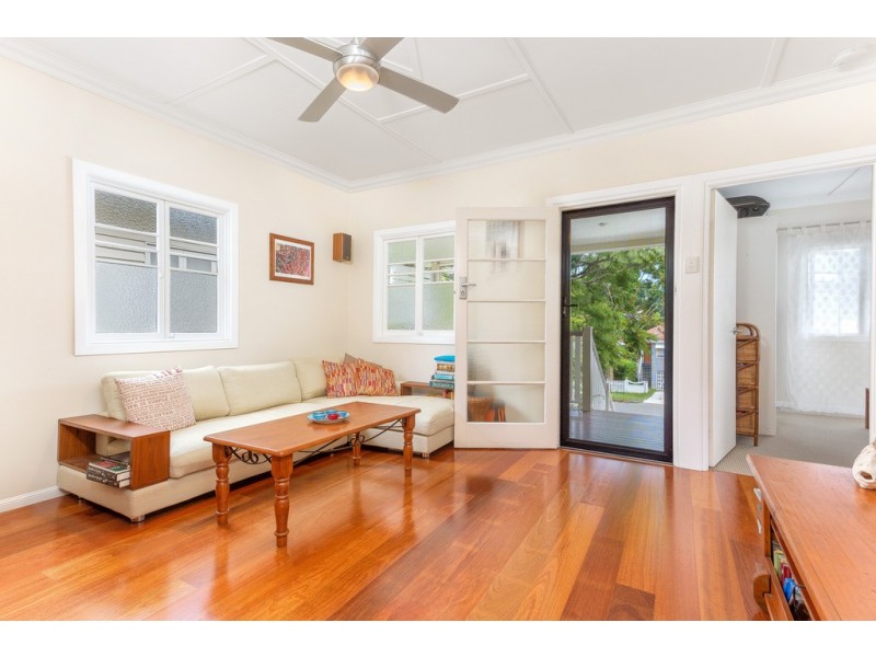 11 Vale Street, Wavell Heights QLD 4012