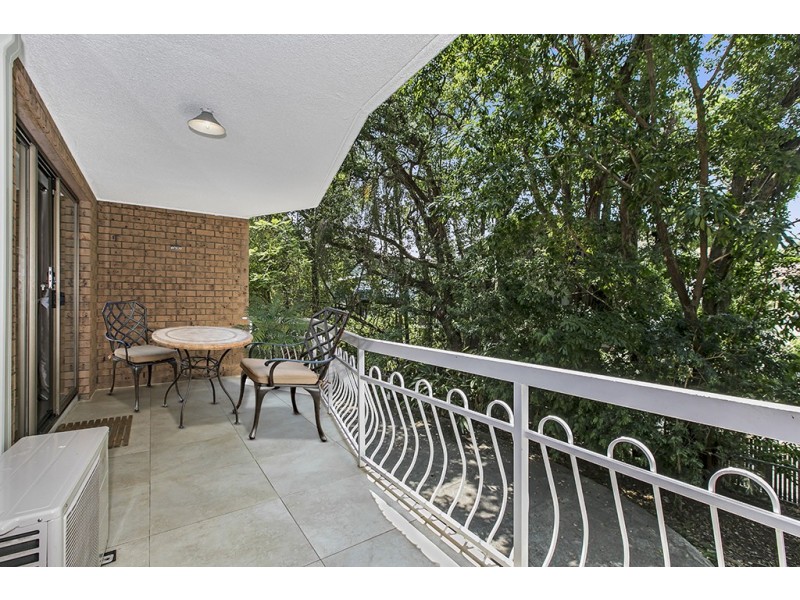 1/30 Sisley Street, St Lucia QLD 4067