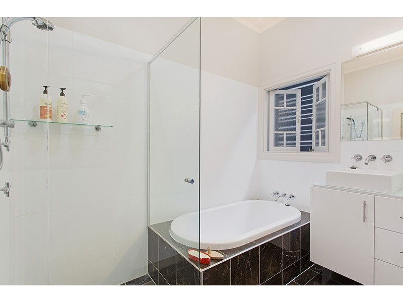 24 Elgin Street, Alderley QLD 4051