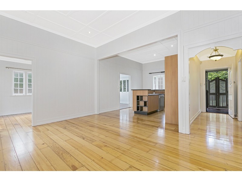 40 Sugarloaf Street, Wavell Heights QLD 4012