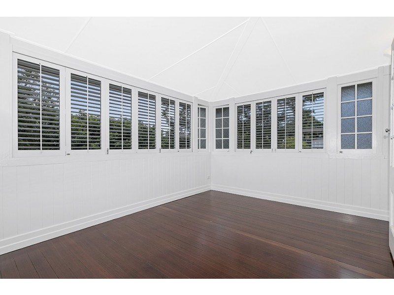 40 Sugarloaf Street, Wavell Heights QLD 4012
