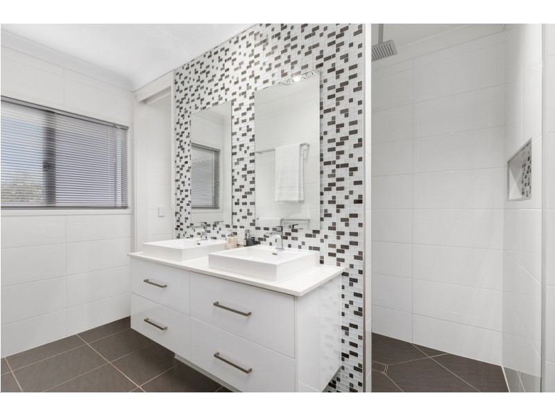 210 Raymont Road, Alderley QLD 4051