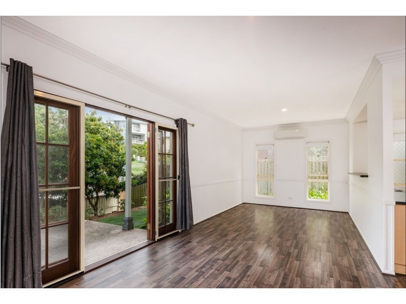 1/18 Carntyne Street, Morningside QLD 4170