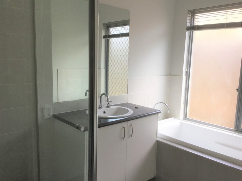 North Lakes QLD 4509