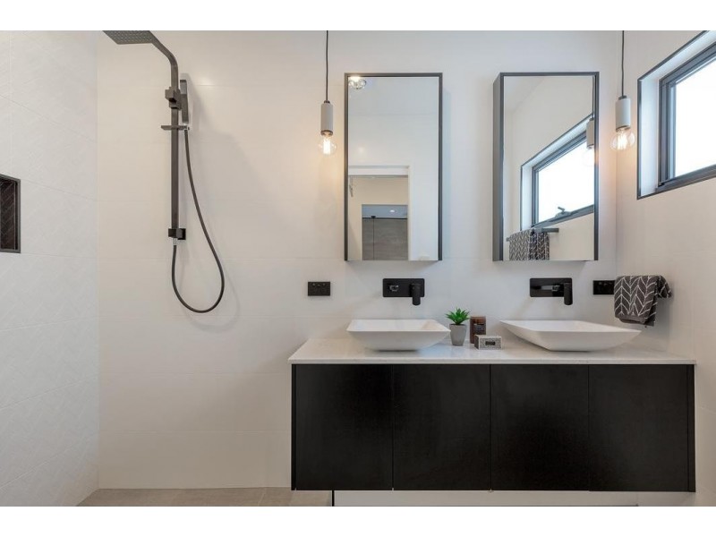 11 Hamson Terrace, Nundah QLD 4012