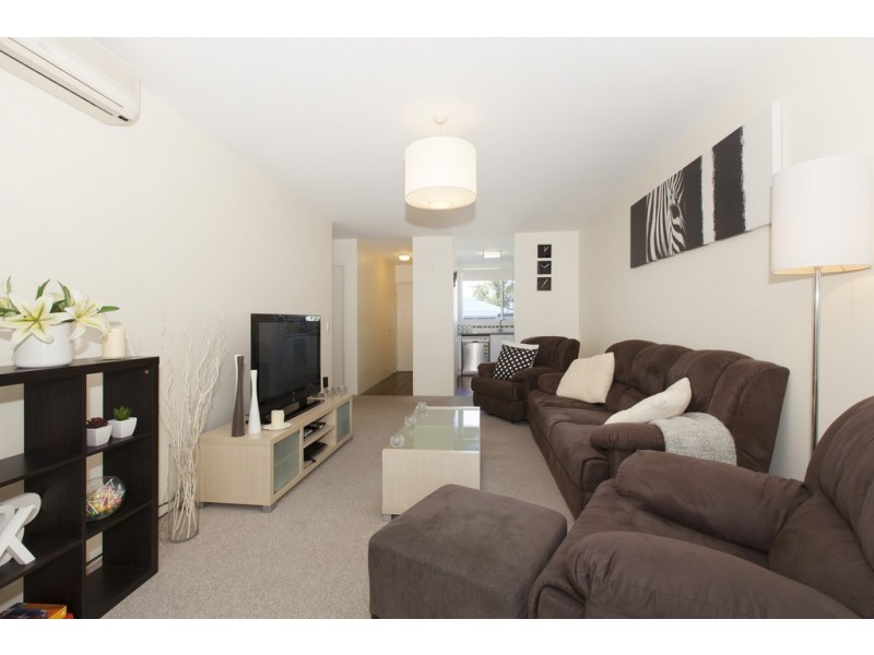 3/53 Clarence Road, Indooroopilly QLD 4068