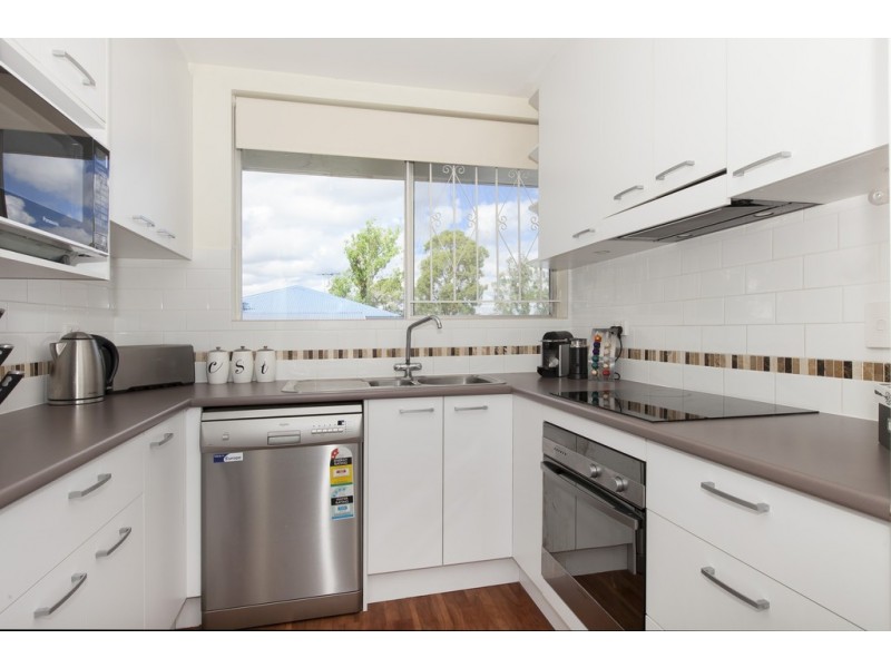 3/53 Clarence Road, Indooroopilly QLD 4068