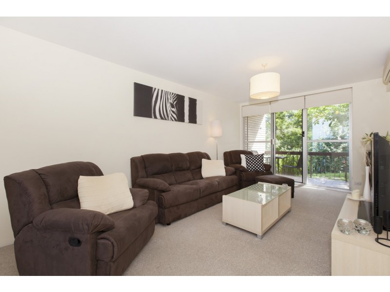 3/53 Clarence Road, Indooroopilly QLD 4068