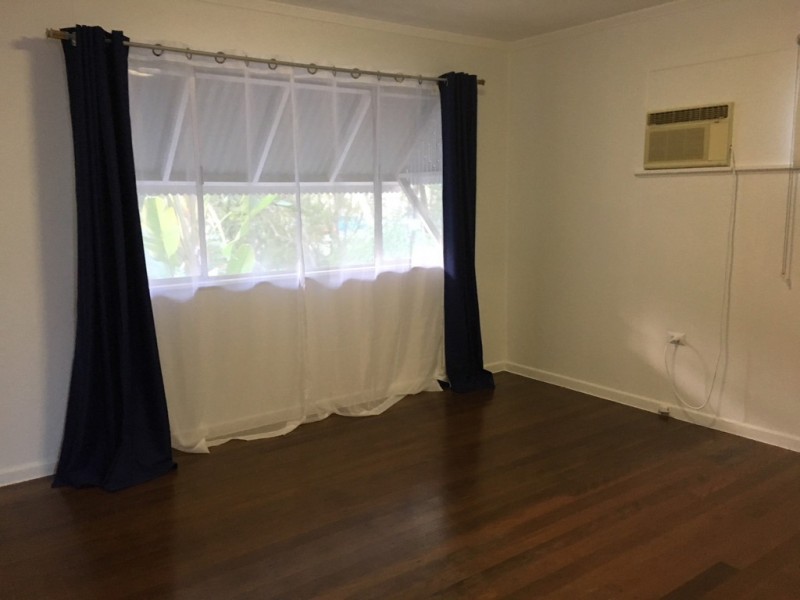 804 Moggill Rd, Chapel Hill QLD 4069