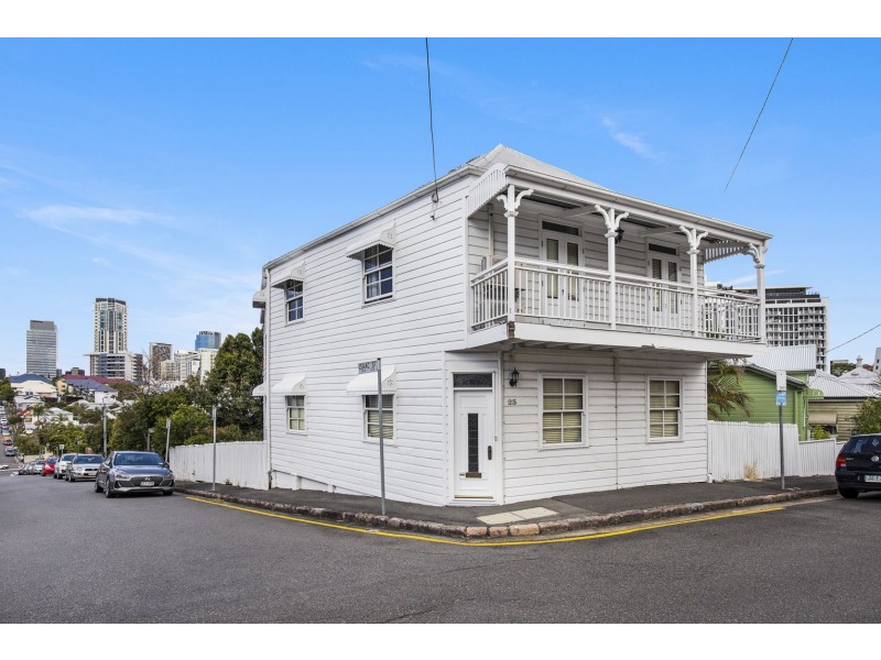 25 York Pde, Spring Hill QLD 4000