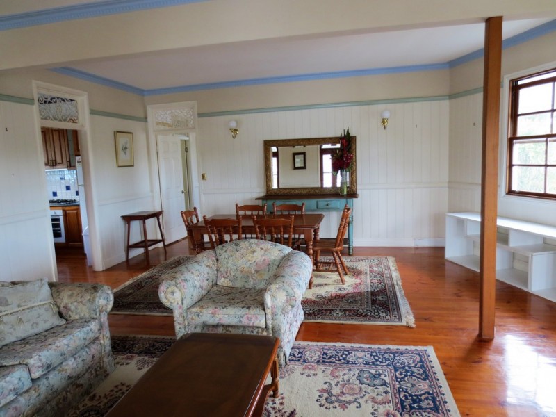 25 York Pde, Spring Hill QLD 4000