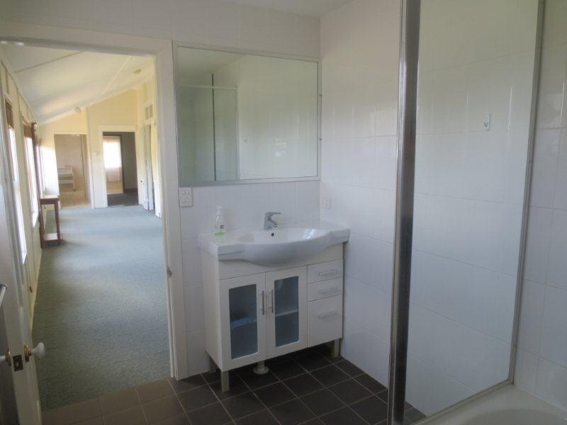 9 Blaze Lane, Ferny Hills QLD 4055