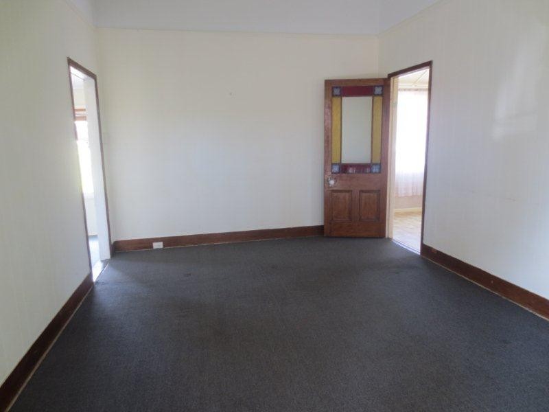 9 Blaze Lane, Ferny Hills QLD 4055