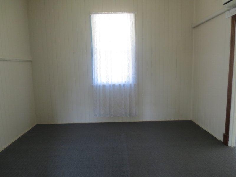 9 Blaze Lane, Ferny Hills QLD 4055