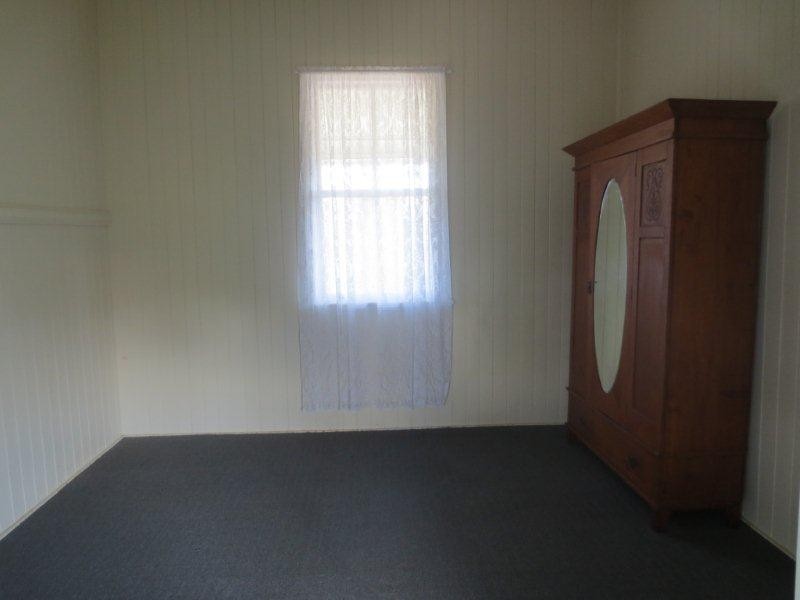 9 Blaze Lane, Ferny Hills QLD 4055