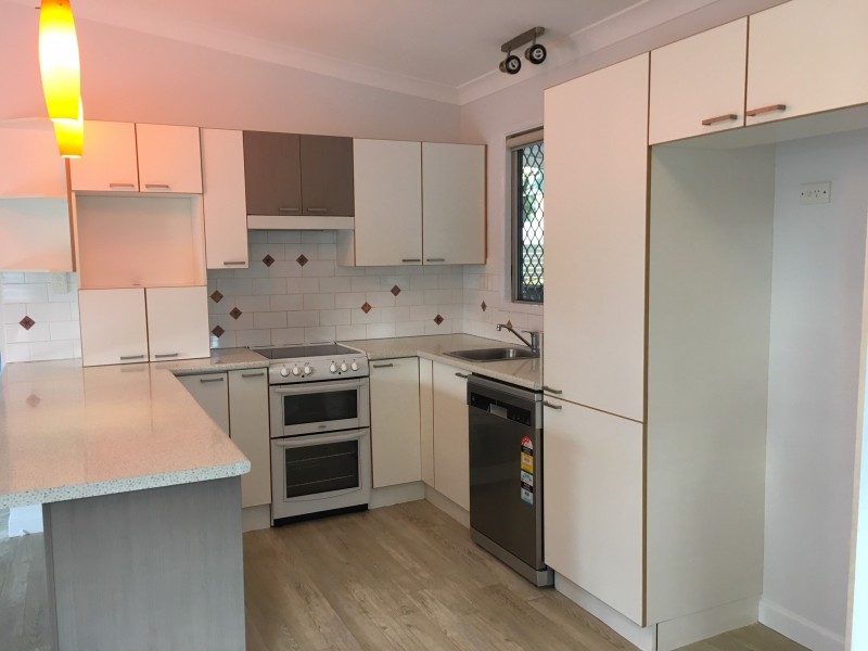 66 Marshall Lane, Kenmore QLD 4069