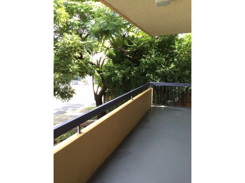 3/81 Barker St, New Farm QLD 4005