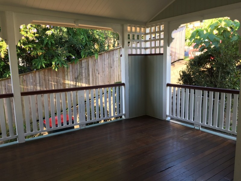 11 Sylvia Street, Camp Hill QLD 4152